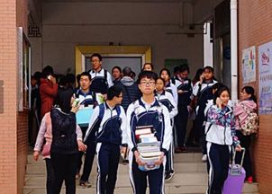 深圳教育局 公办民办同步本月招生,坚持就近入学