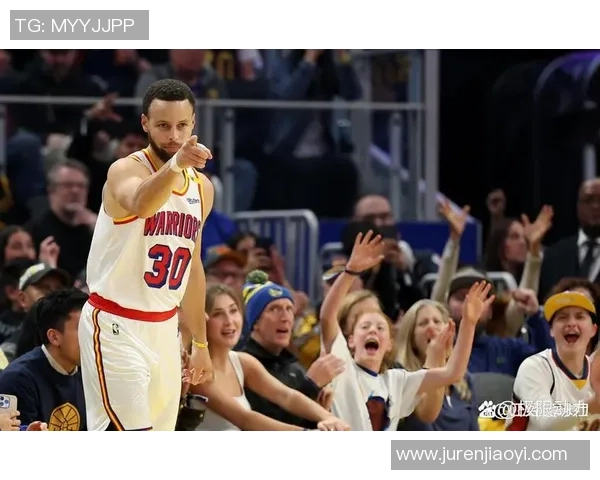 2017年勇士与76人对决回顾:一场篮球盛宴的精彩瞬间与战术解析 2017年勇士与76人对决回顾:一场篮球盛宴的精彩瞬间与战术解析