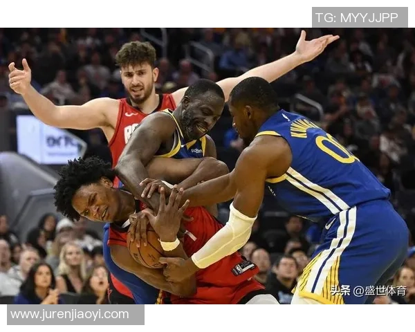 2018年5月23日火箭队与勇士队激战正酣精彩瞬间回顾与赛后分析 2018年5月23日火箭队与勇士队激战正酣精彩瞬间回顾与赛后分析