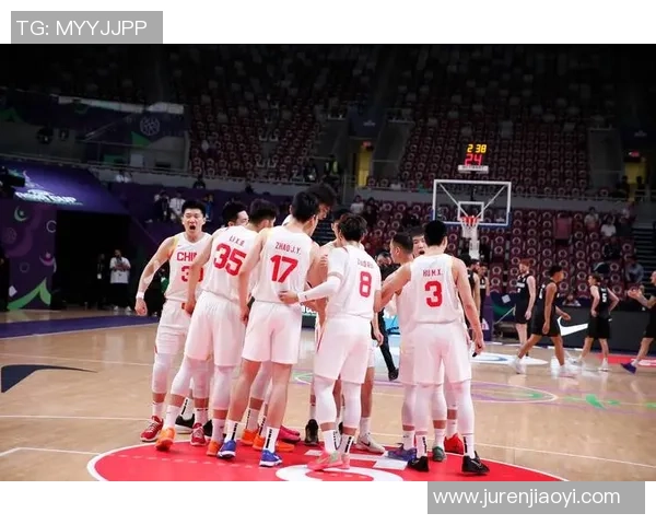 四川男篮迎战深圳队全力争胜期待精彩对决展现篮球魅力与团队精神 四川男篮迎战深圳队全力争胜期待精彩对决展现篮球魅力与团队精神