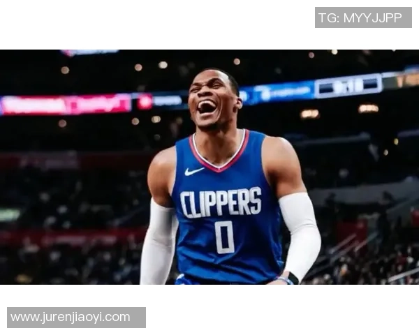 拉塞尔威斯布鲁克的篮球传奇与个人成长之路探秘 拉塞尔威斯布鲁克的篮球传奇与个人成长之路探秘